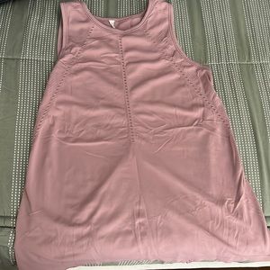 Athleta foot hills tank